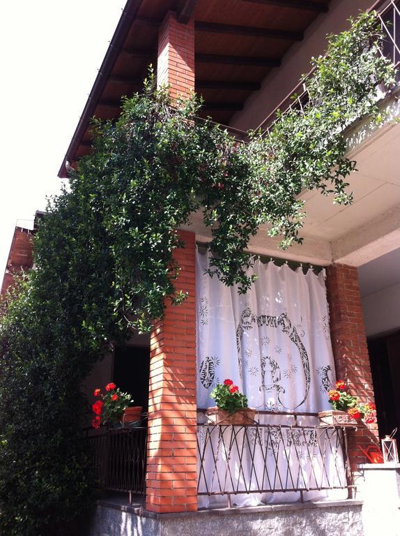 La Casa Creativa Bed & Breakfast Lomnago Cameră foto
