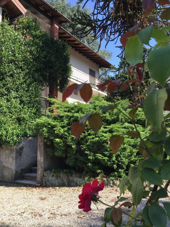 La Casa Creativa Bed & Breakfast Lomnago Exterior foto
